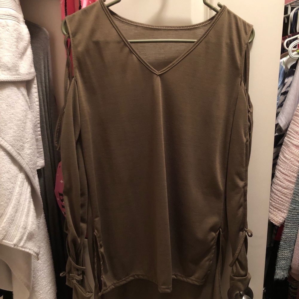 Brown long sleeve tunic